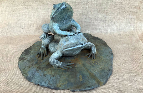 An Early 20th C Fountain Depicting Bronze Frogs