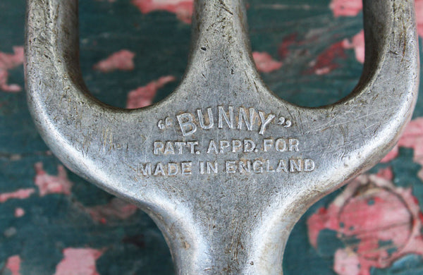 Vintage Pine Long Handled Aluminium "Bunny" Hand Fork