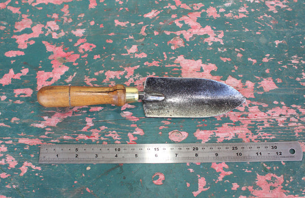 Vintage Narrow Trowel