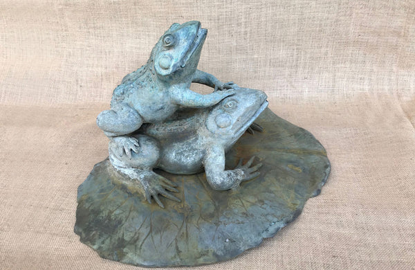 An Early 20th C Fountain Depicting Bronze Frogs