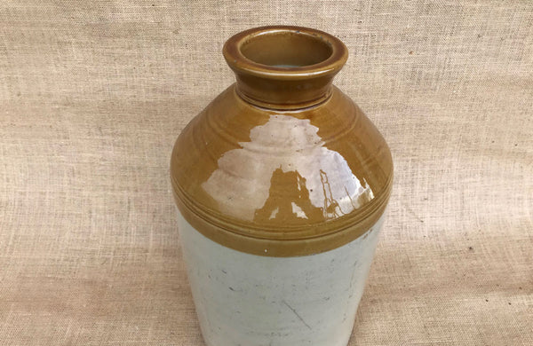 A Lambeth/ Doulton Storage jar
